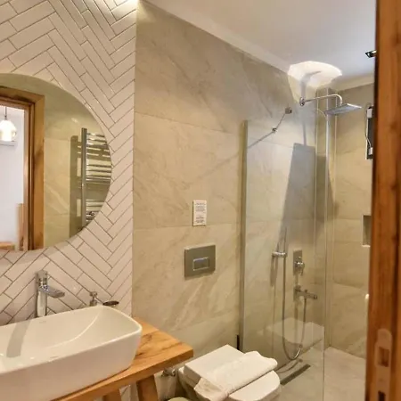 Villa Luxurious 4br With Sea View Pool And Lot More Antalya 1053