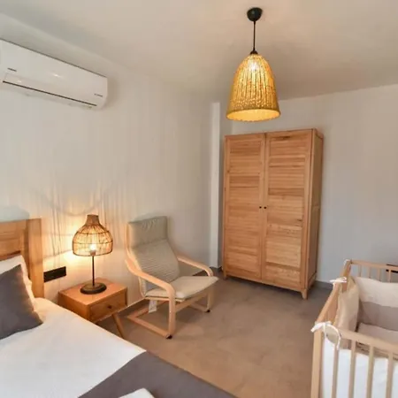 Villa Luxurious 4br With Sea View Pool And Lot More Antalya 1053